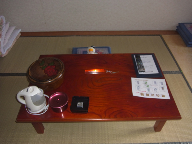 テーブル