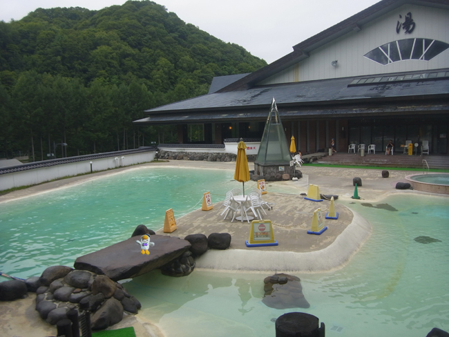 第二名水亭温泉ビーチ