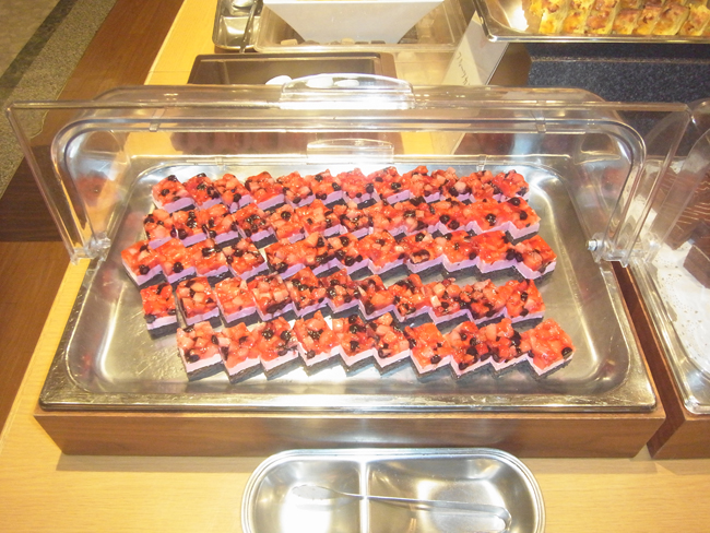 ベリーケーキ