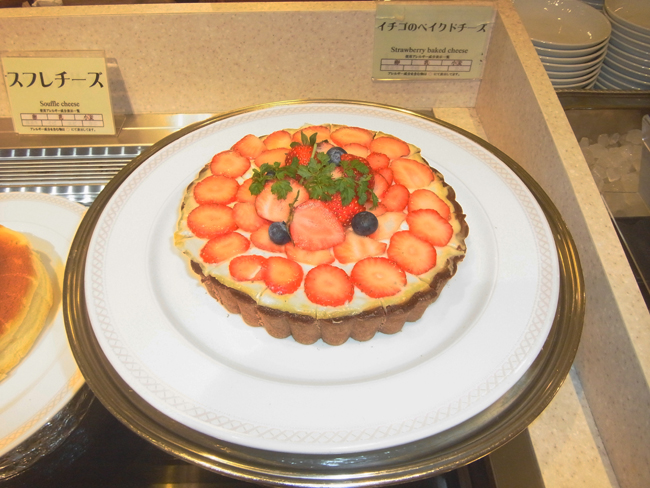 イチゴのベイクドチーズ