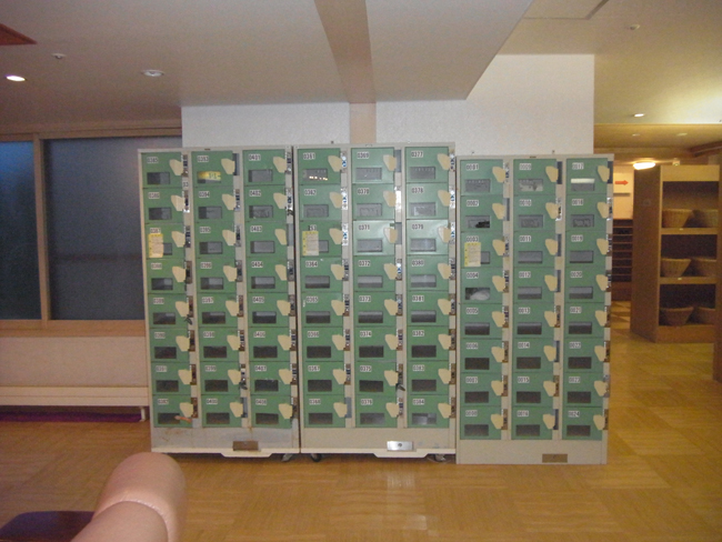 貴重品ロッカー
