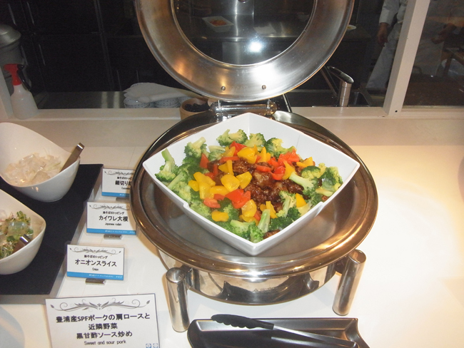 緑の風リゾートバイキング料理