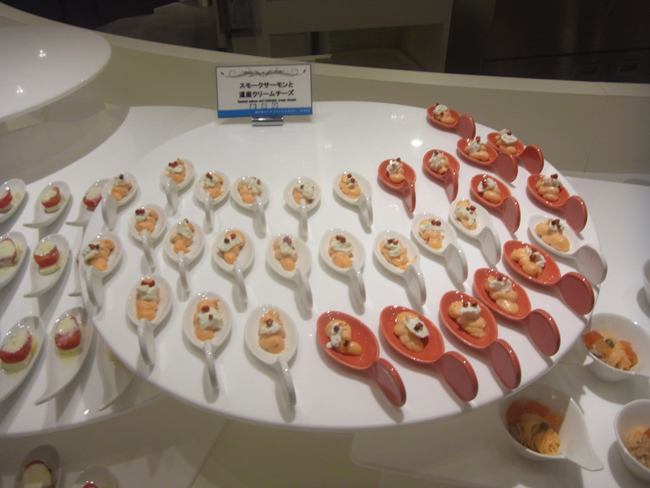 スモークサーモンと道産クリームチーズ