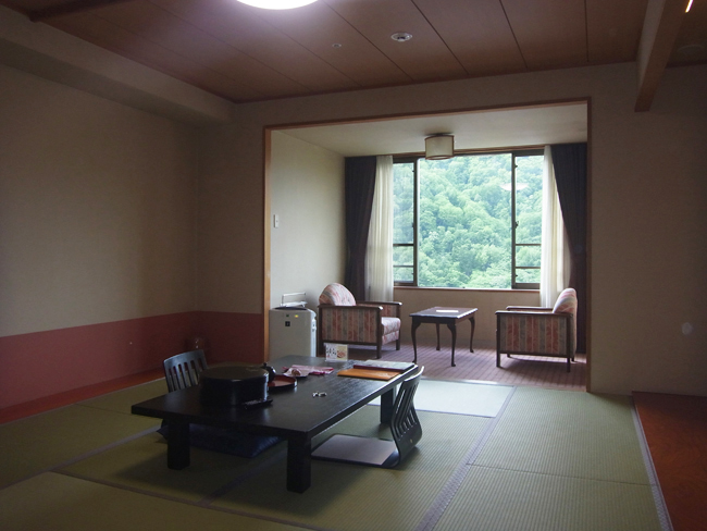 定山渓ミリオーネ和室