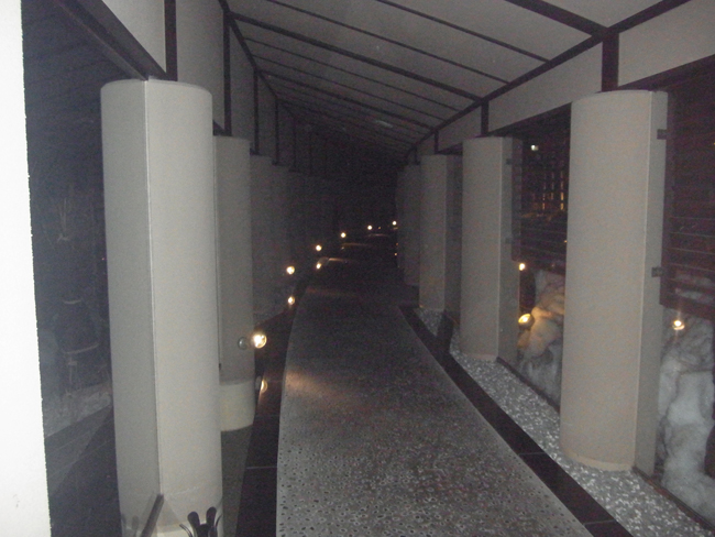 夜の回廊