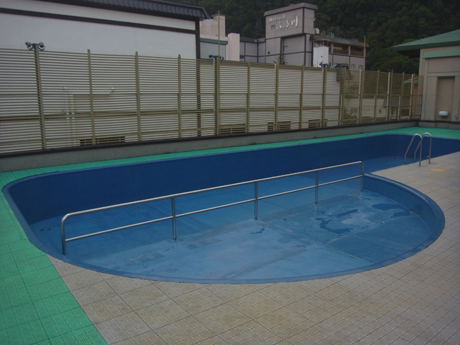 プール