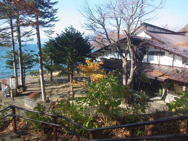 翆明館