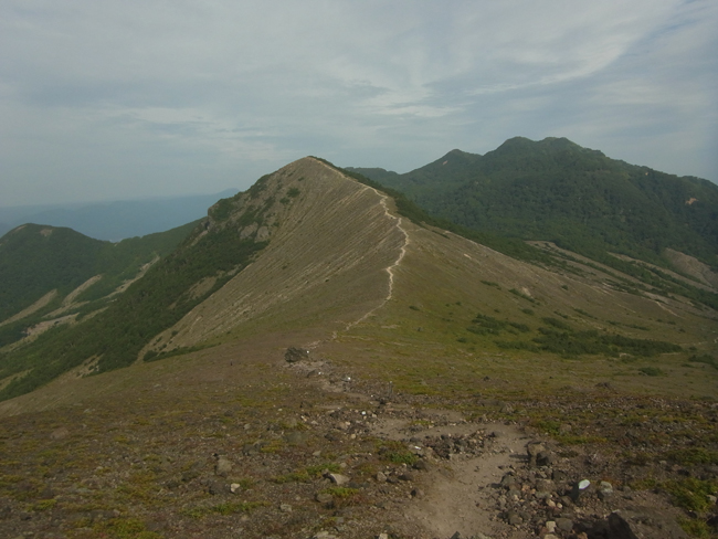 たるまえ山登山道