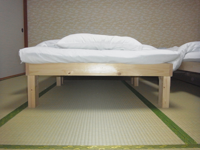 ベッド
