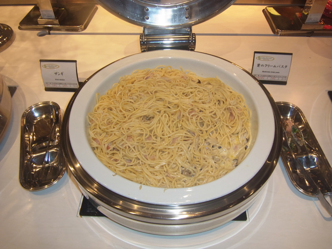 茸のクリームパスタ