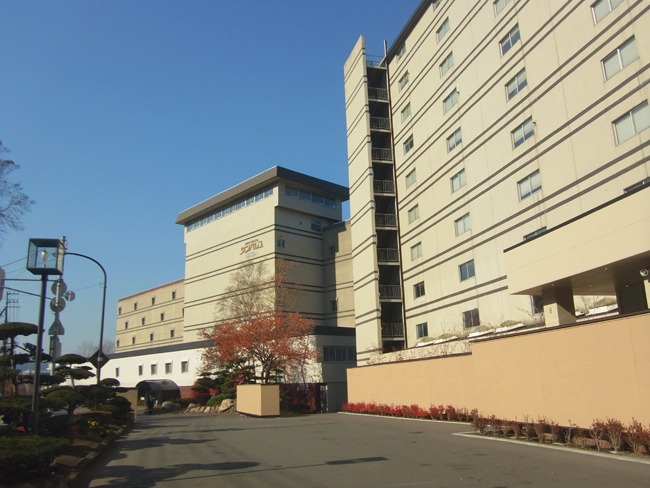 クリスタル館