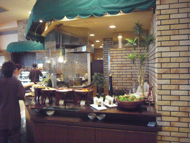 サラダコーナー