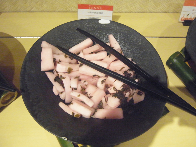 大根の紫蘇漬け