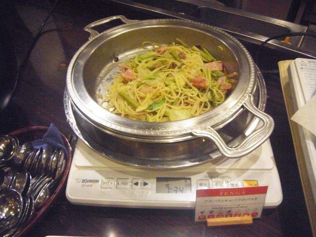 アスパラとキャベツのパスタ