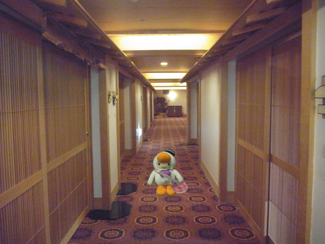 お部屋へ